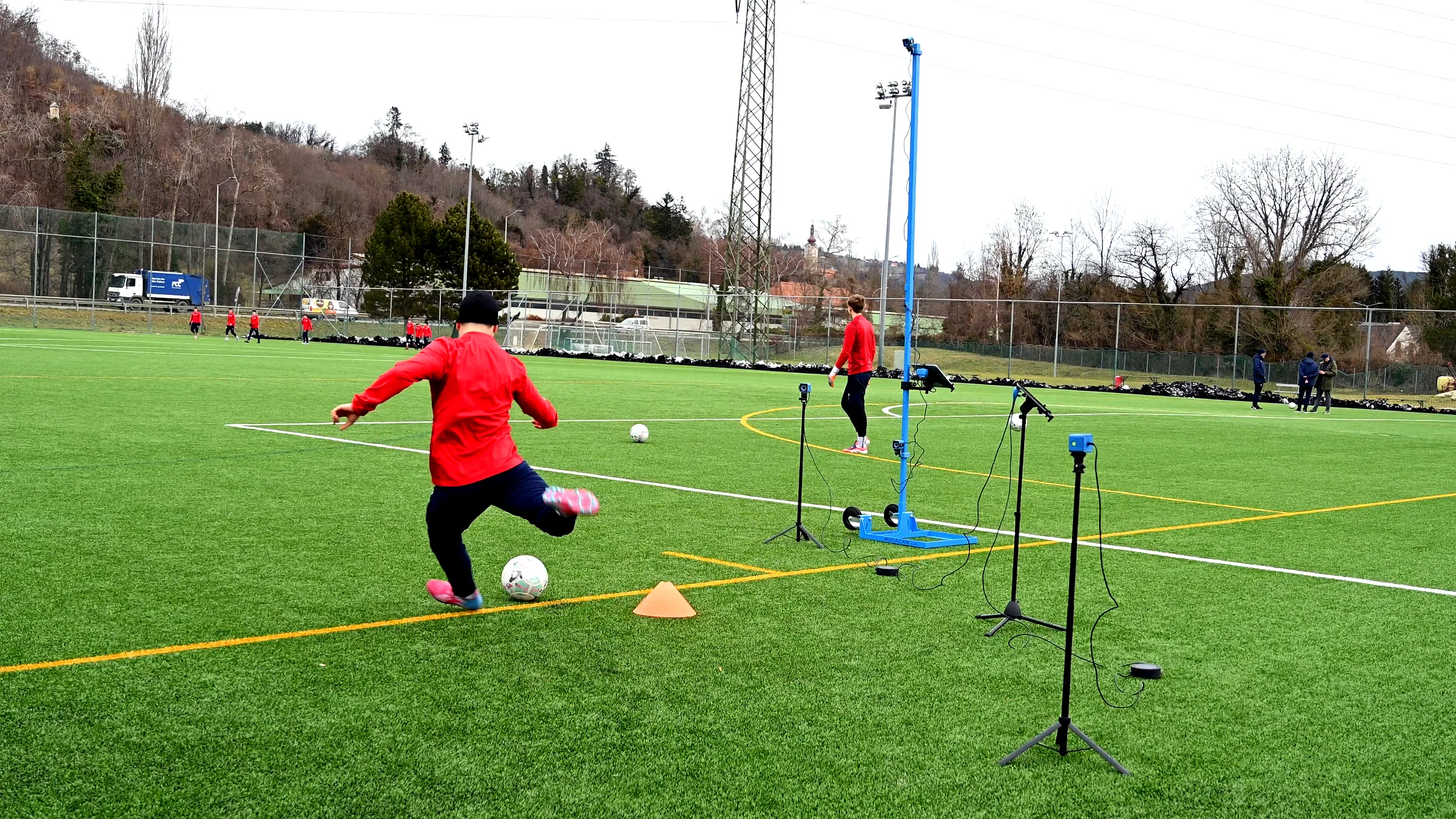 movAcam Kamera-Aufbau bei der Schusstechnik-Analyse im Fußballtraining